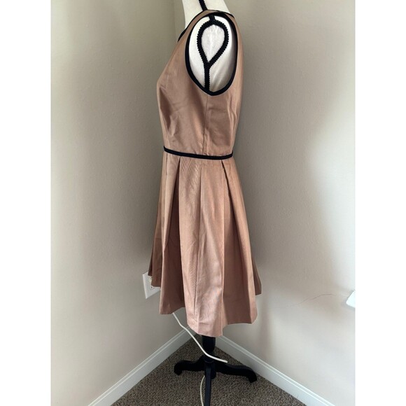 Boutique by Jaeger Brown Fit and Flare Dress with Pleats. Tan/Black Trim Sz 10 - Picture 4 of 6